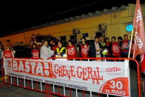 Greve Geral - piquete de greve nas oficinas municipais de Loures, na Greve Geral de 30 de Maio de 2007.